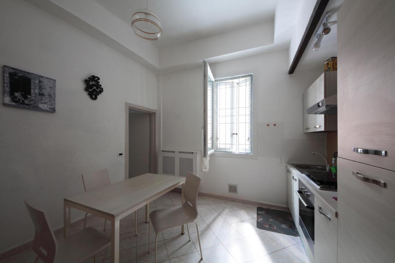 La Casa Di Gigi Tra Fiera E Universita Bolonha Exterior foto